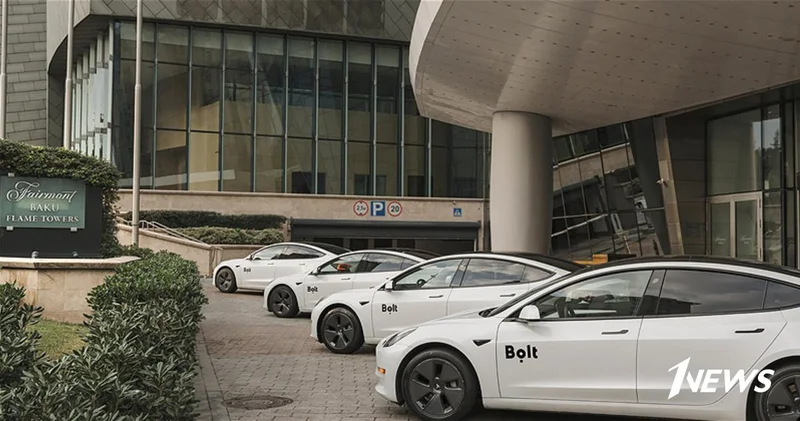 Bolt Business и отель “Fairmont Baku” предлагают гостям в Баку комфортные поездки на электромобилях Tesla