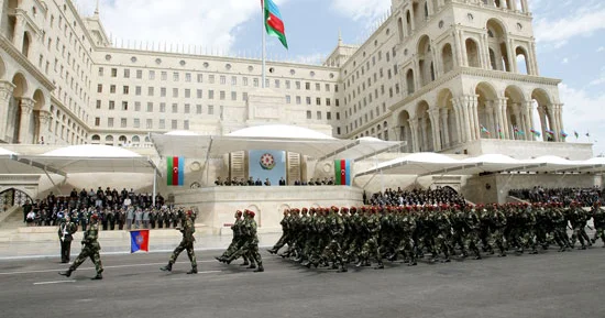 Hərbi parad bir azdan canlı yayımlanacaq