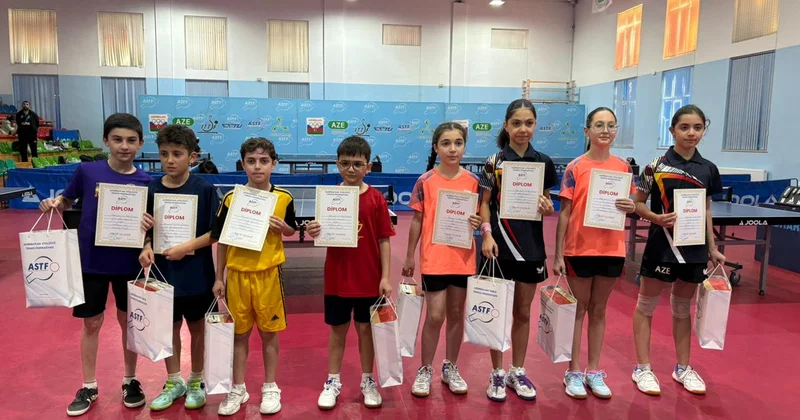 Zəfər Gününə həsr olunan stolüstü tennis turniri