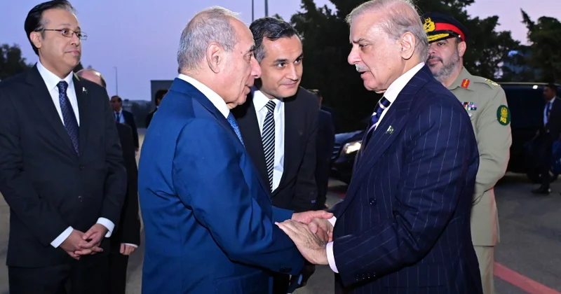 Azərbaycana səfərləri başa çatdı Fotolar Yenilənib