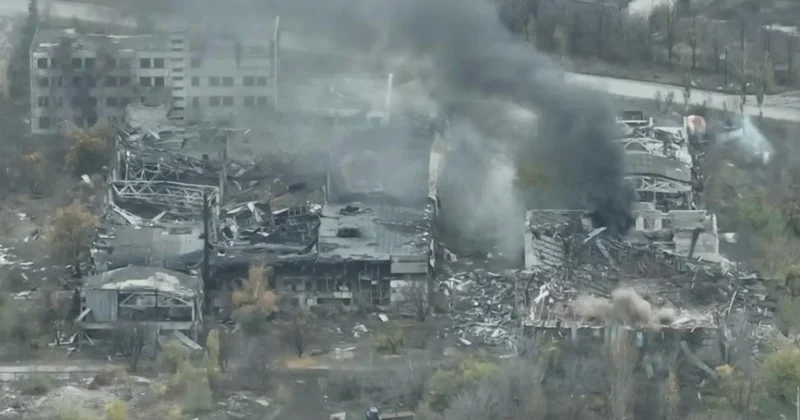 “Bəzi yerlərdə rusların sayı Ukrayna döyüşçülərindən 20 dəfə çoxdur...“ Hərbçi Pokrovskdakı vəziyyətdən danışır...