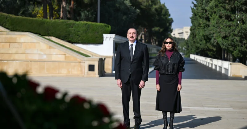 İlham Əliyevlə Mehriban Əliyeva Şəhidlər xiyabanını ziyarət etdilər