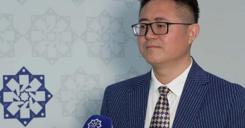 Professor Jenyin Li: Çin süni intellekt sahəsindəki təcrübəsini Azərbaycanla bölüşməyə hazırdır