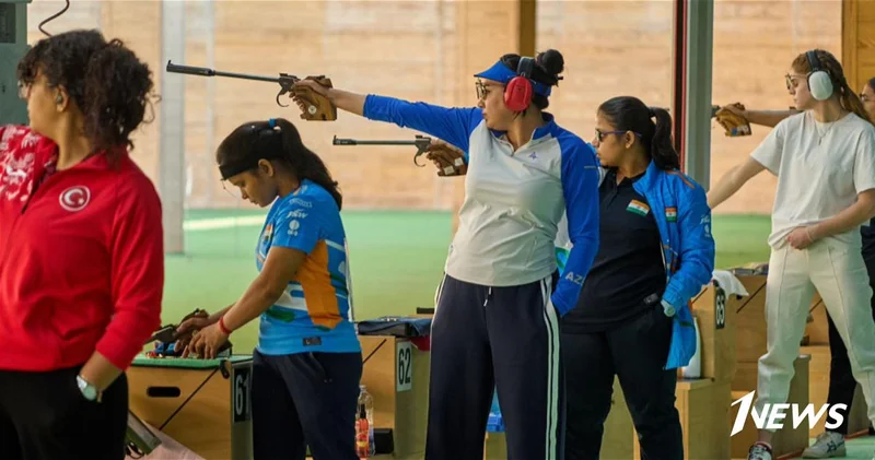 Чемпионат мира: азербайджанский стрелок завоевала серебряную медаль и установила новый мировой рекорд