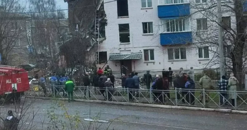 В Тульской области РФ из за взрыва обрушился дом