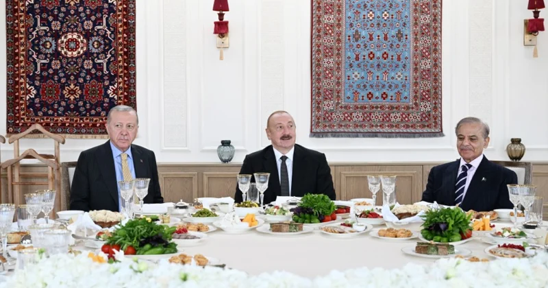 Совместный обед лидеров Азербайджана, Турции и Пакистана ФОТО