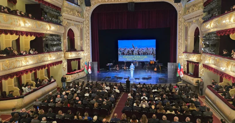 Tbilisidə Zəfər sevinci yaşanıb