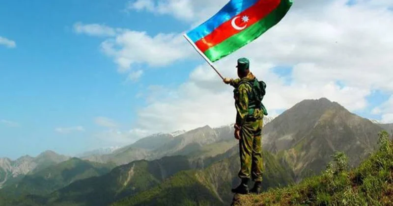 Oğulların qanı ilə boyandı bayrağının qırmızısı... Nuray Rəşid