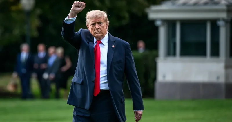 Трамп решил купить склады для размещения нелегальных мигрантов Minval Politika