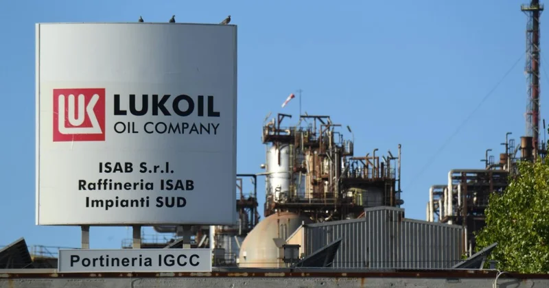 Румыния и Болгария добиваются вывода российских НПЗ из под санкций США