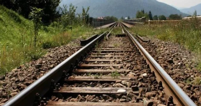 Arazdəyən Naxçıvan dəmir yolu xəttinin bərpa edilib edilməyəcəyinə aydınlıq gətirilib