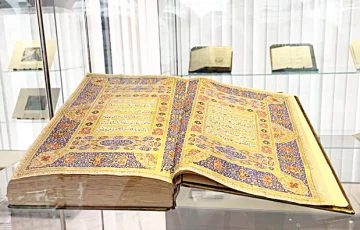 Bəşər Əsədin qardaşının nəhəng bunkerində qızıllı Quran tapılıb