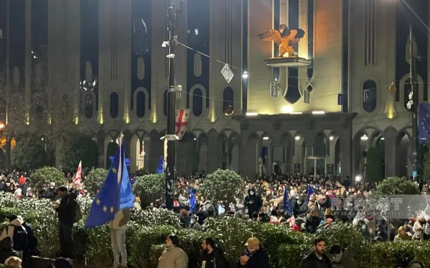 Tbilisidəki etiraz aksiyasında 14 nəfər yaralanıb Gürcüstan Səhiyyə Nazirliyi AzPolitika onlayn siyasiictimai qəzet