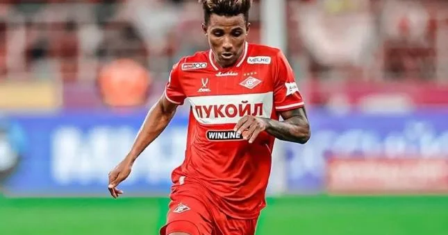 “Qalatasaray” sabiq futbolçusuna göz dikdi