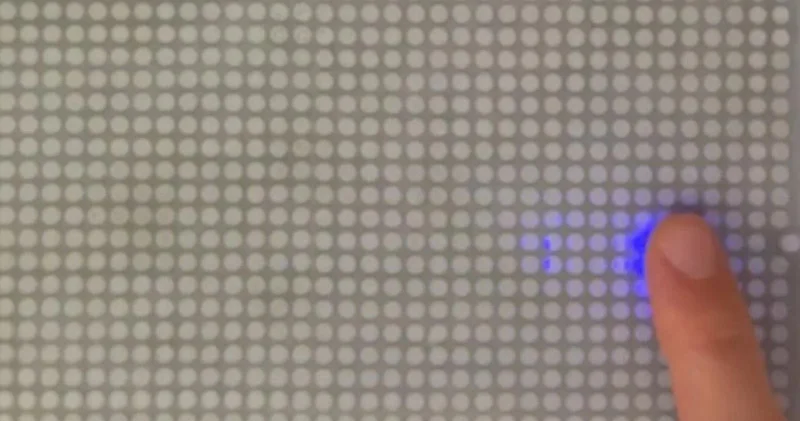 Alimlər dünyada ilk dəfə “toxunula bilən” ekran yaratdılar