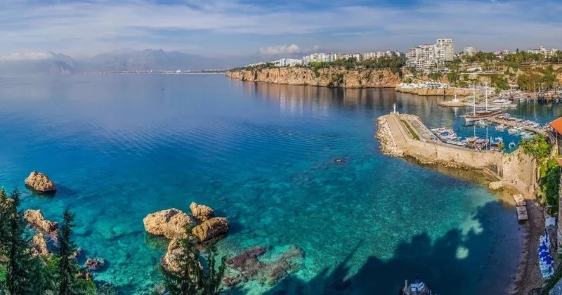 Gecə saatlarında Türkiyədə zəlzələ oldu