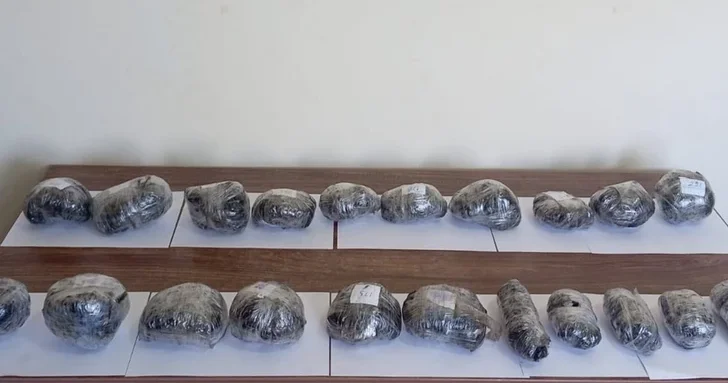 Пограничная служба Азербайджана пресекла попытку ввоза 8,5 кг наркотиков из Ирана