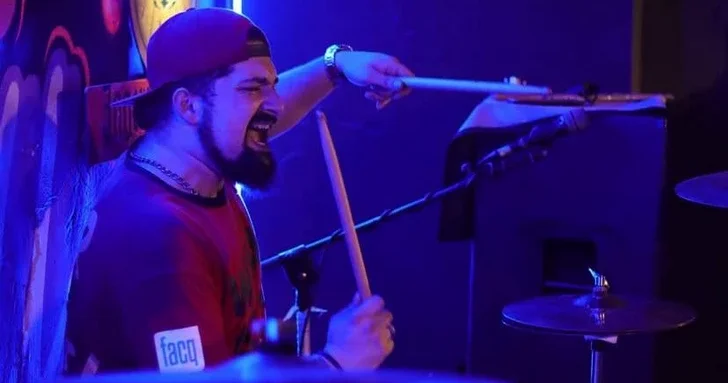 Музыка воспитывает в детях характер: интервью с азербайджанским музыкантом Гасаном Рза