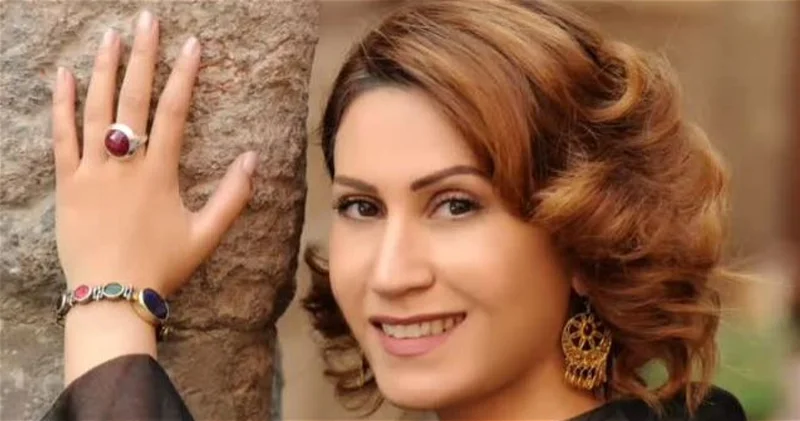 В Турции прооперирована народная артистка Азерин ФОТО