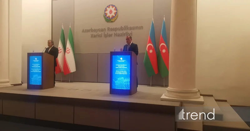 В Баку проходит пресс конференция министров иностранных дел Азербайджана и Ирана