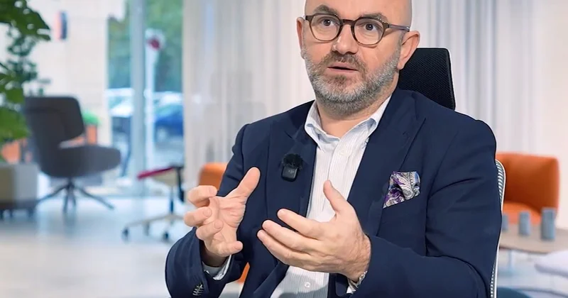 Məşhur türk iş adamının Azərbaycanda başına nələr gəldi? VİDEO