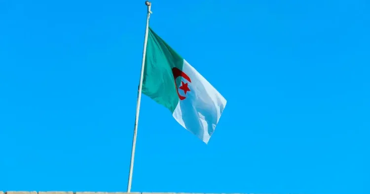 İnterpol tərəfindən axtarışa verilən haker saxlanıldı