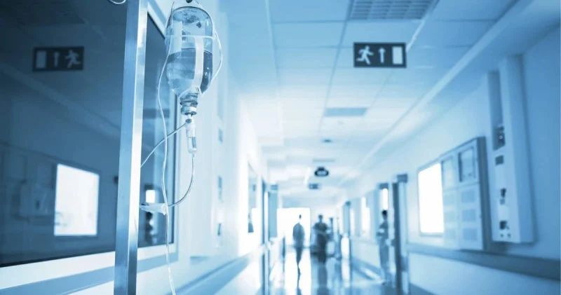 Qəzada xəsarət alan sürücü xəstəxanada öldü