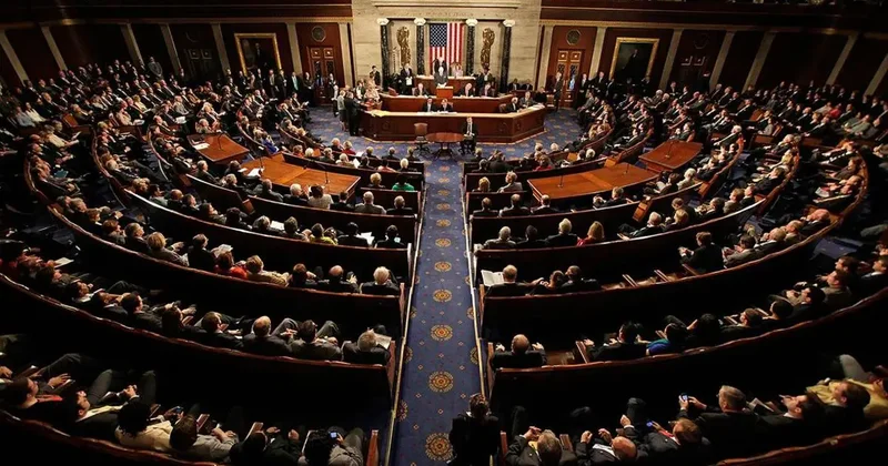 ABŞ Konqresi rekord həddə 901 milyard dollarlıq hərbi xərclər təklif edib