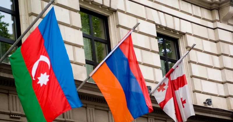 Армянская и грузинская стороны обсудили транзит азербайджанского топлива через территорию Грузии