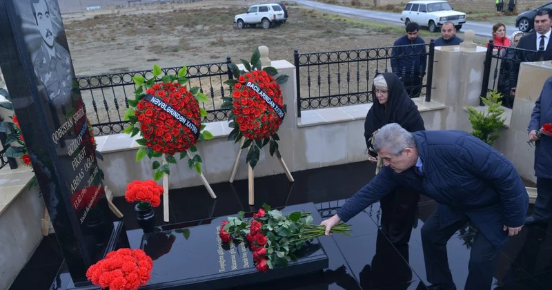 Süleyman Mikayılov şəhidin 40 mərasimində iştirak edib FOTOLAR