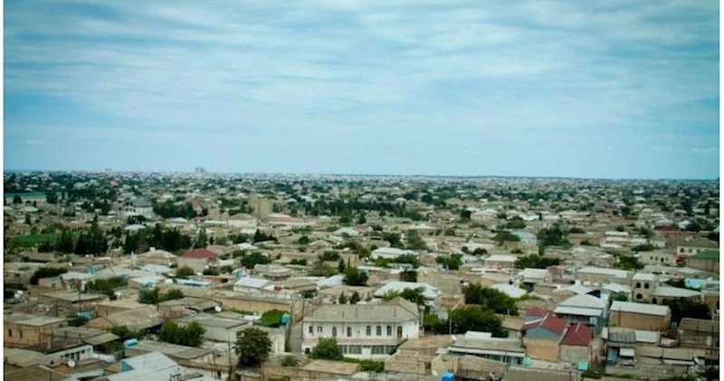 Azərbaycanın ən böyük 10 qəsəbəsindən 9 u Bakıda yerləşir