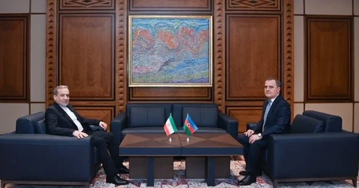 Bayramovla Arakçı arasında təkbətək görüş başladı