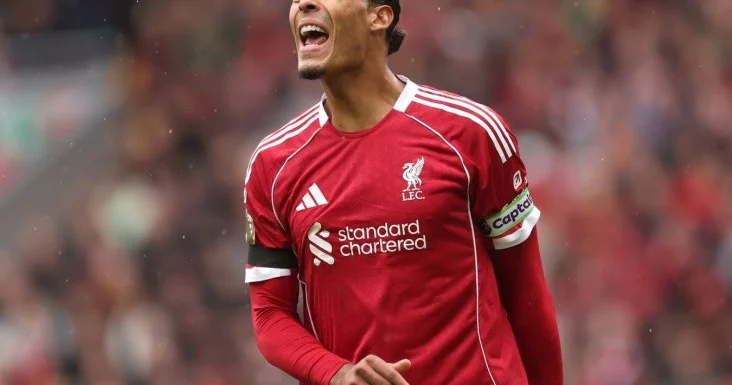 Liverpul un aparıcı oyunçuları baş məşqçinin istefasını tələb edir