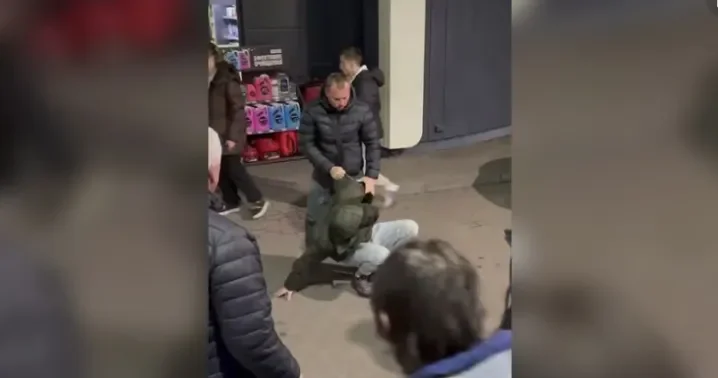 Avropadan qayıdan musiqiçilər DÖYÜLDÜLƏR