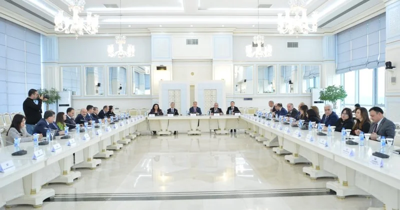 Milli Məclisdə “İqlim dəyişikliyi ilə mübarizədə süni intellektin rolu” mövzusunda elmi praktik konfrans keçirilib