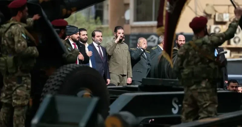 Suriya Bəşər Əsədin devrilməsinin ildönümünü qeyd edir