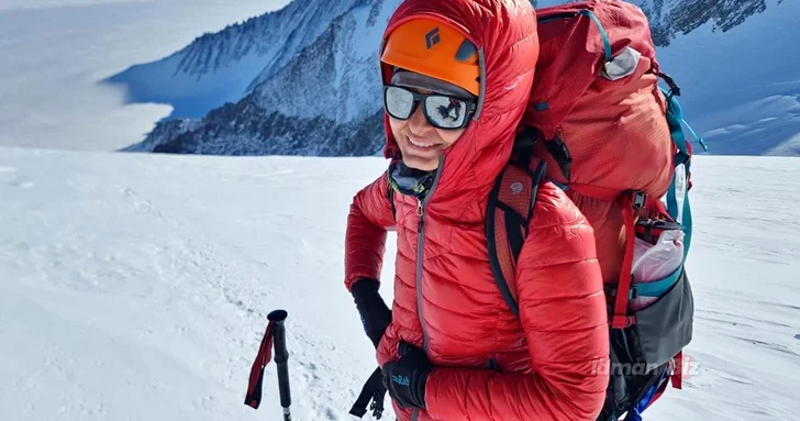 Обморожение пальцев и воля к победе. Интервью с азербайджанкой, покорившей вершину Антарктиды