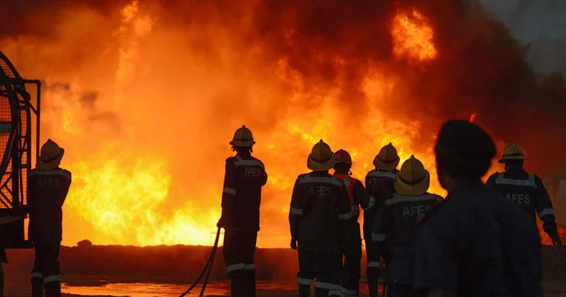 Hindistanda gecə klubunda baş verən yanğında 23 nəfər ölüb