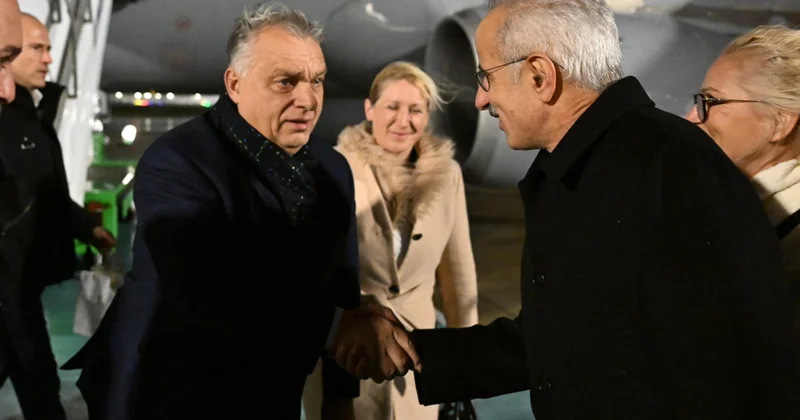 Орбан в Стамбуле фото