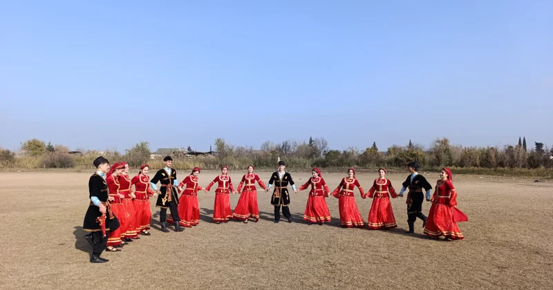 “Adıgün” Folklor kollektivi ənənəni gələcəyə daşıyır