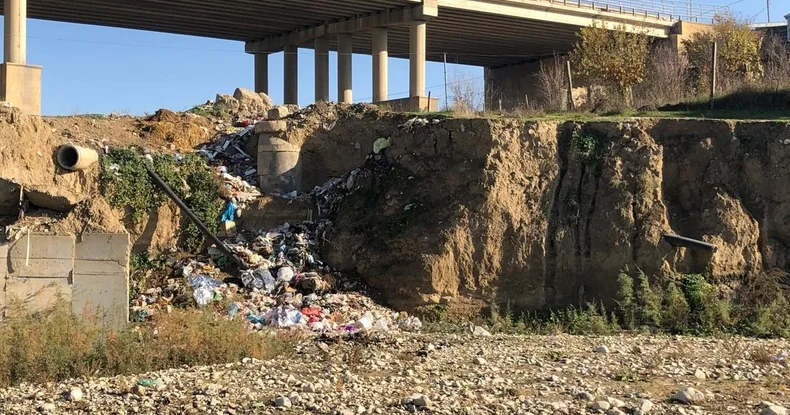 Şabranda sürüşmə təhlükəsi artıb, evlər dağıla bilər