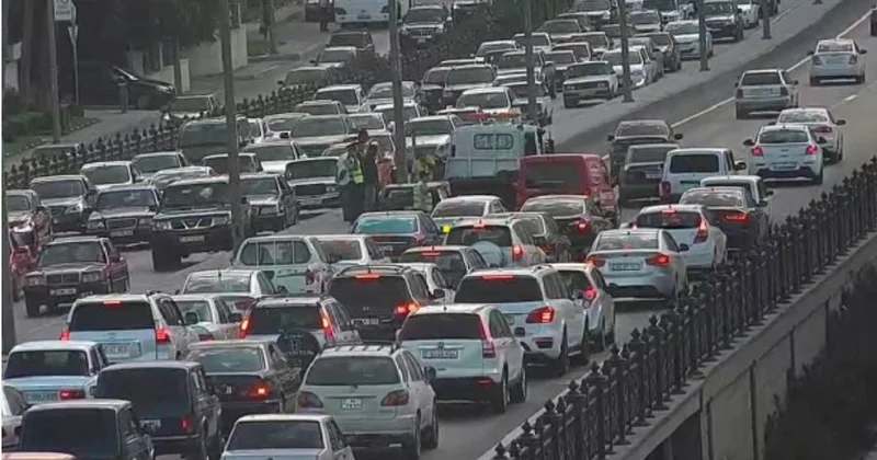 Avtomobillərlə sərnişin daşımadan gəlirlər 1 milyard manata yaxınlaşıb