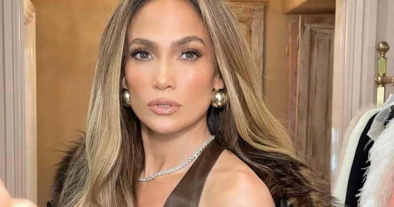 Bu da 56 yaşlı Cennifer Lopezin anası FOTO