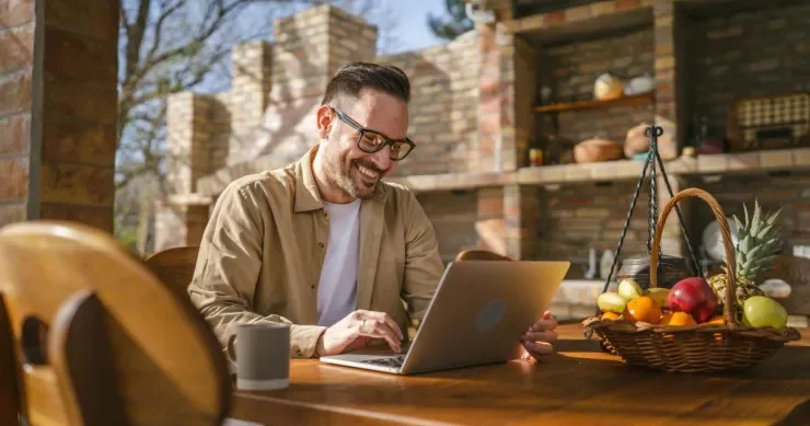 Bu 11 geniş yayılmış vərdiş notebookunuzu “öldürə” bilər