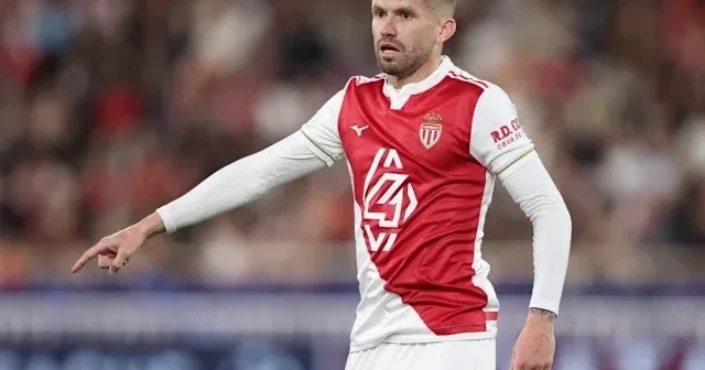 “Beşiktaş” sol cinah üçün axtarışdadır: Əsas namizəd müəyyənləşib