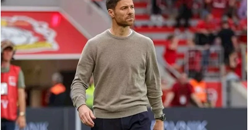 “Real Madrid” Xabi Alonsonu istefaya göndərə bilər − “El Mundo”