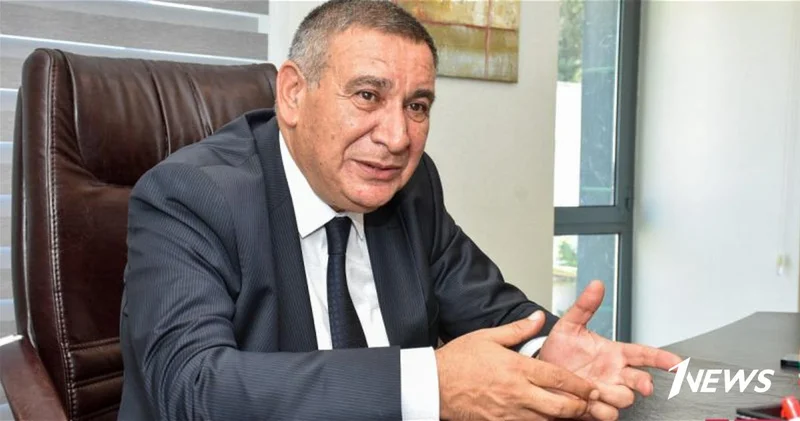 Рашад Меджид поддержал инициативу Анара о переносе памятника Гасан беку Зардаби