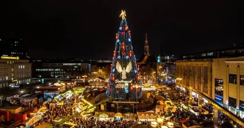 В Дортмунде установили самую высокую елку в мире