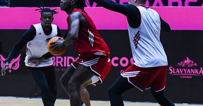 Сабах подготовился к домашней игре в ЛЧ