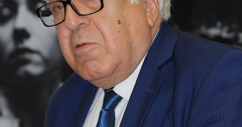 “Azərbaycan dili turistlər üçün deyil, mədəniyyət və milli kimlik üçün qorunmalıdır” AYB sədri